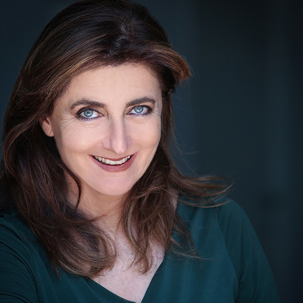 Gatta morta con Francesca Reggiani
