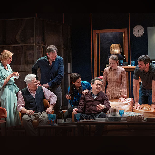 Perfetti sconosciuti - Teatro Manzoni Milano