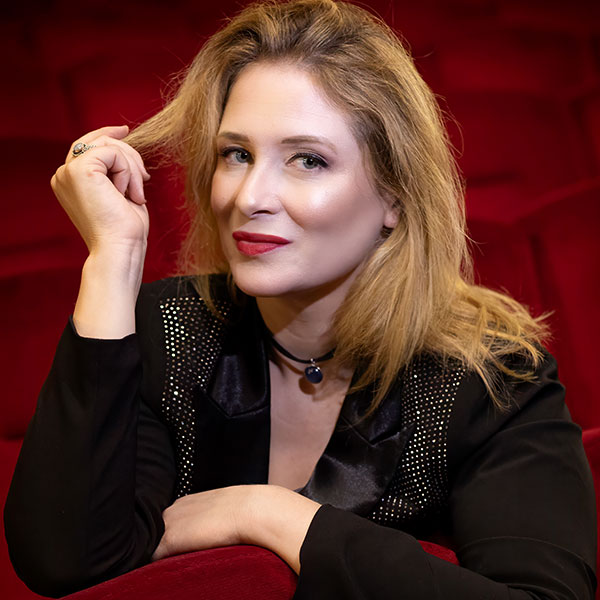 Alice Mangione - Cruda e nuda